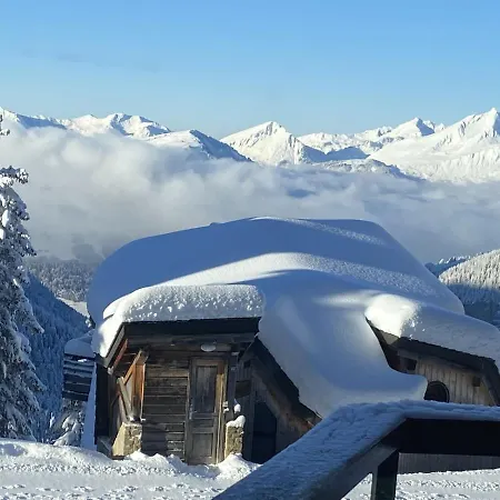 Le Cairn 公寓 阿沃里亚兹